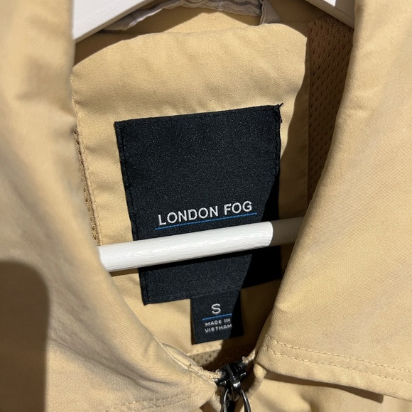 London Fog Zip-up Coach Jacket - Picture 8 of 10